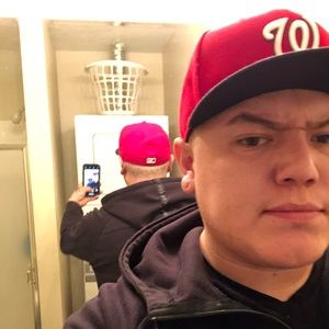 Meet your Posher, Raul